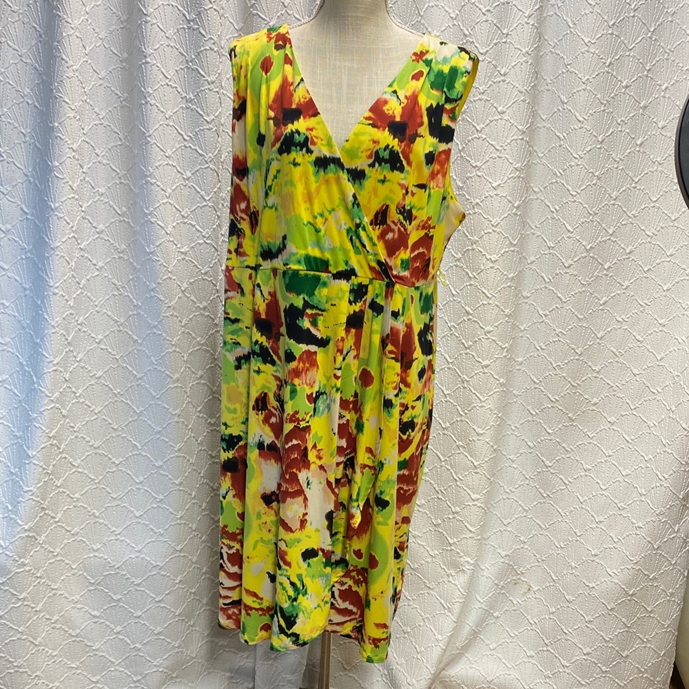 Lane Bryant size 18/20 Vibrant Yellow &Red Floral Midi Dress stretch wrap v neck